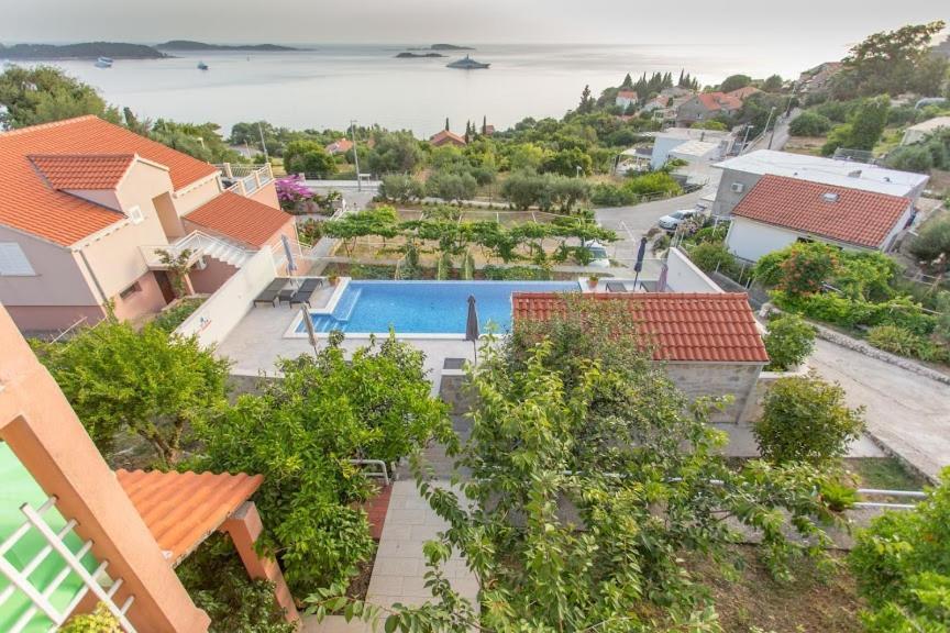 Apartmani Ana Mlini Exterior photo
